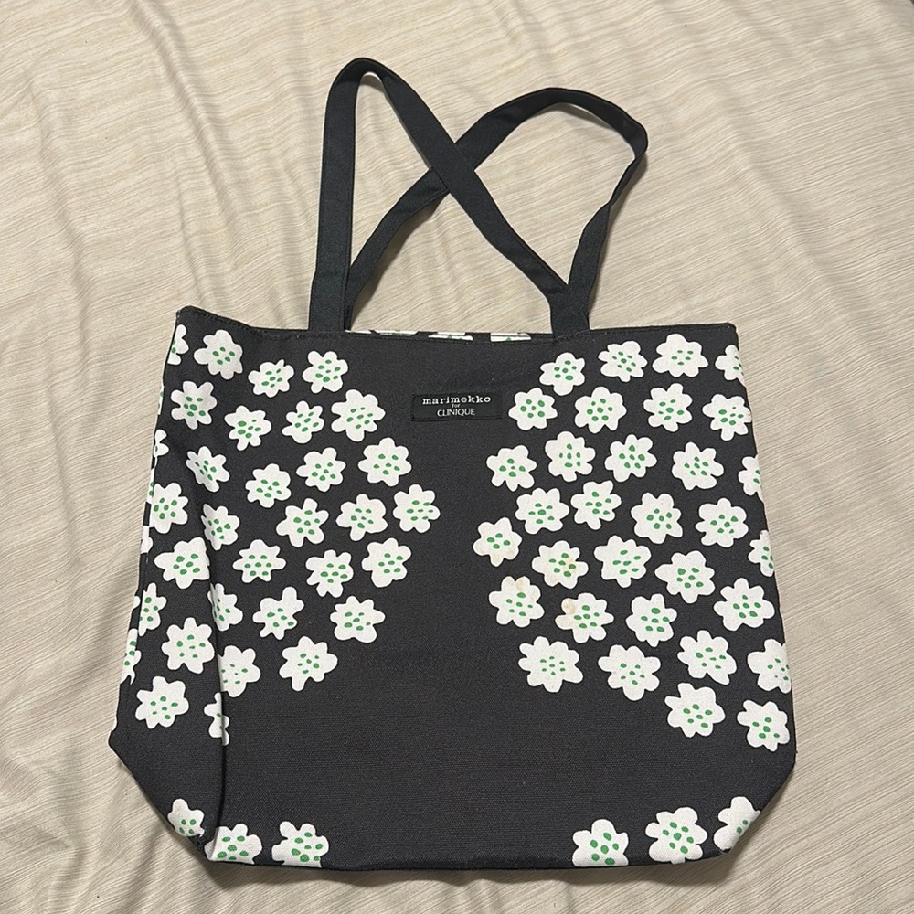 Clinique shoulder bag